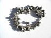 Bracelet multiperles en perles de howlite noires et blanches sur chaine en acier inoxydable 