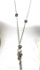 Sautoir noir et blanc perles artisanales indonésiennes chaine en acier inoxydable 