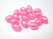 20 perles ovales en verre rose brillant 9x6mm 