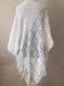 Grant châle blanc tricote main 