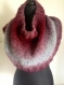 Poncho +col tricote main en laine type boucle( 60% acrylique 15% alpaga 15% laine 10% polyester) 