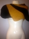 Châle echarpe noir/doré brilanc tricote main