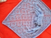 Poncho tricote main bleu (promotion de noël -15 euro) 