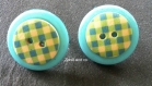 Boucles d'oreilles boutons bleus et boutons vichy verts et bleus 