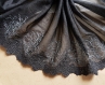 1m dentelle noir brodé sur tulle en 24cm environ motif floral 