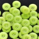 B51c1r / mercerie boutons coloris vert anis 14mm vendus à l'unité 