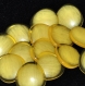 B44d3r / mercerie boutons plastique jaune bordure transparente 16mm vendus à l'unité 