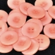 B38b2r / mercerie boutons ronds plastique rose tendre 17mm vendus à l'unité 