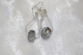 Boucles d'oreilles pendantes pvc transparent et perle noire 