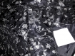 N°506--tissu en velours noirs motifs fleurs argent - ideal soirée luxe 