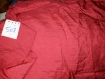 N°507--tissu en polyester plisse rouge rose- ideal soirée habillement 