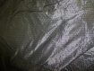 N°37-tissu en satin polyester gris argente