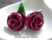 Paire de boucles d'oreilles puces "boutons de roses" 