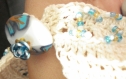 Bracelet-manchette au crochet avec perles polymère,brodé de rocaille
