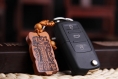 Sculpture en bois pendentif porte-clés, porte-clés de voiture, sculpture sur bois bonne chance 4.9cm*2.4cm - pmk34 