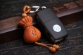 Sculpture en bois pendentif porte-clés, porte-clés de voiture, sculpture sur bois sac d’argent 4.5cm*2.9cm - ltk34 