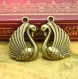 10 breloques en bronze antique swan charms double face 23x15mm ch0810 