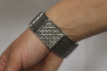 Bracelet effet plaque de métal couleur argent 