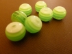 Lot de 6 perles en résine vert