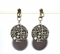Boucles d’oreilles clips bronze avec cabochons synthétiques * motifs noirs et blancs * 