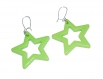 Boucles d’oreilles argentées avec breloques * étoiles vertes * 