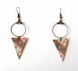 Boucles d’oreilles bronze * triangles en papier * motifs fleuris oranges * 128 