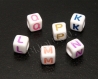 6 perles cube k l m n p q blanc lettre couleur acrylique 6mm lot
