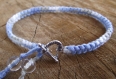 Bracelet mixte bleu chiné blanc fermoir petit coeur cordon coton 