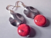 Boucle oreille howlite rouge & métal argenté earring dormeuse 