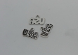 20 breloques argent métal vieilli, anglais lettres 16mmx11mm a4312 