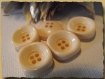 6 boutons carré beige uni * 16 / 18 mm * 4 trous * 1,8 cm button mercerie 