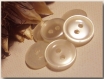 Lot 10 boutons blanc translucide * 14 mm 2 trous 1,4 cm button mercerie 