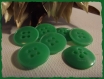Lot 8 boutons vert vintage 2 * 15 mm 4 trous 1,5 cm green button mercerie 