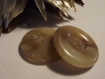 2 beaux boutons marron marbré beige 27 mm 2,7 cm 2 trous button 