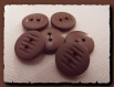 Lot 8 boutons marron décor 5 traits * 14 mm 2 trous 1,4 cm brown button mercerie 
