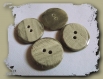 4 beaux boutons beige marron gris strié 28 mm 2,8 cm 2 trous beautiful button 