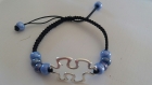 Bracelet sensibilisation a l'autisme en macramé perles et breloque pièce de puzzle
