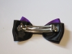 Barrette métal 7 cm avec gros noeud papillon en tissu satin noir et violet 