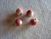 Lot de 4 petite perles en tissu fleurie. 