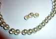 10 perles ronde de 8 mm en nacre transparente couleur écru 
