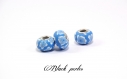 Perle style pandora, à grand trou 5mm, en pâte polymère fimo, bleue avec fleurs- f18 
