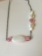 Collier chaîne bille bronze perles oeil de chat rose et blanche 