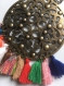 Sautoir pendentif bronze et pompons multicolores 