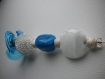 Broche perles de verre en bleu et blanc