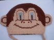 Bonnet pour bébé tricoté main singe de la taille naissance à 2 ans 