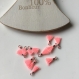 Lot de 2 breloques mini pompons coton rose clair anneau argenté 1cm 