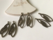 Pendentifs stylisés ovales bronze feuilles nervurées x2 