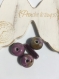 Lot de 4 perles en céramique rondes et tube en violet 