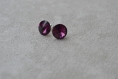 Boucles d'oreille ou puces d'oreille en cristal de swarovski " amethyst " sur support argent 925, le cabochon mesure 10mm de diamètre 