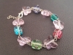 Bracelet original et coloré perles papillons en cristal à facettes et perles uniques et artisanales en verre tchèques travaillées au fil alu. 